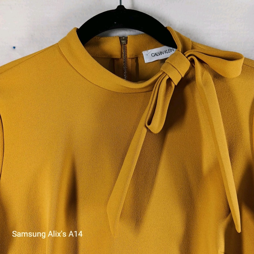 Calvin Klein Dress Women Sz 4 Mustard Crepe Bow Retro Glam Royal Secretary $134 - Picture 2 of 9
